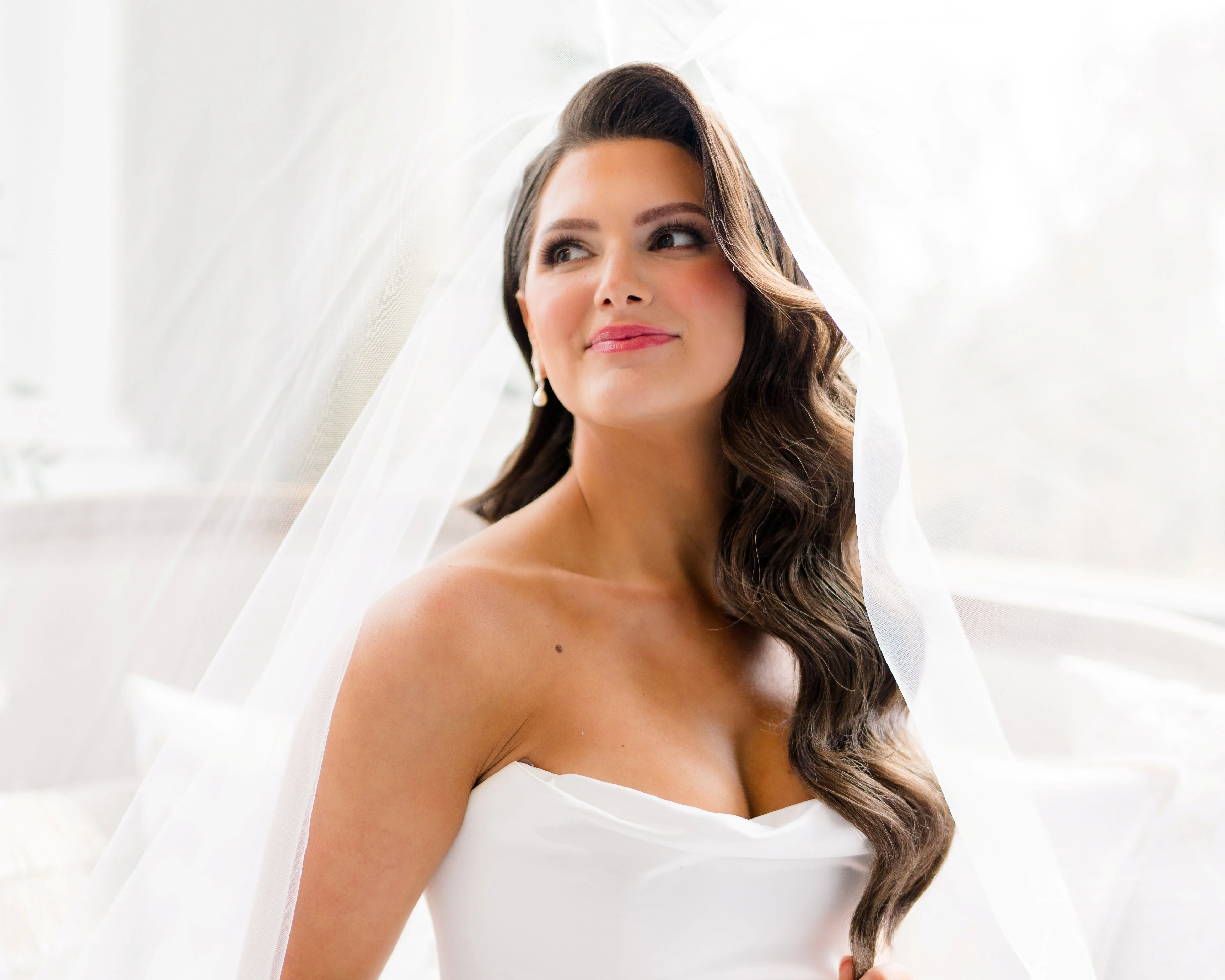 20% Off The Elysian Destination Makeup Package